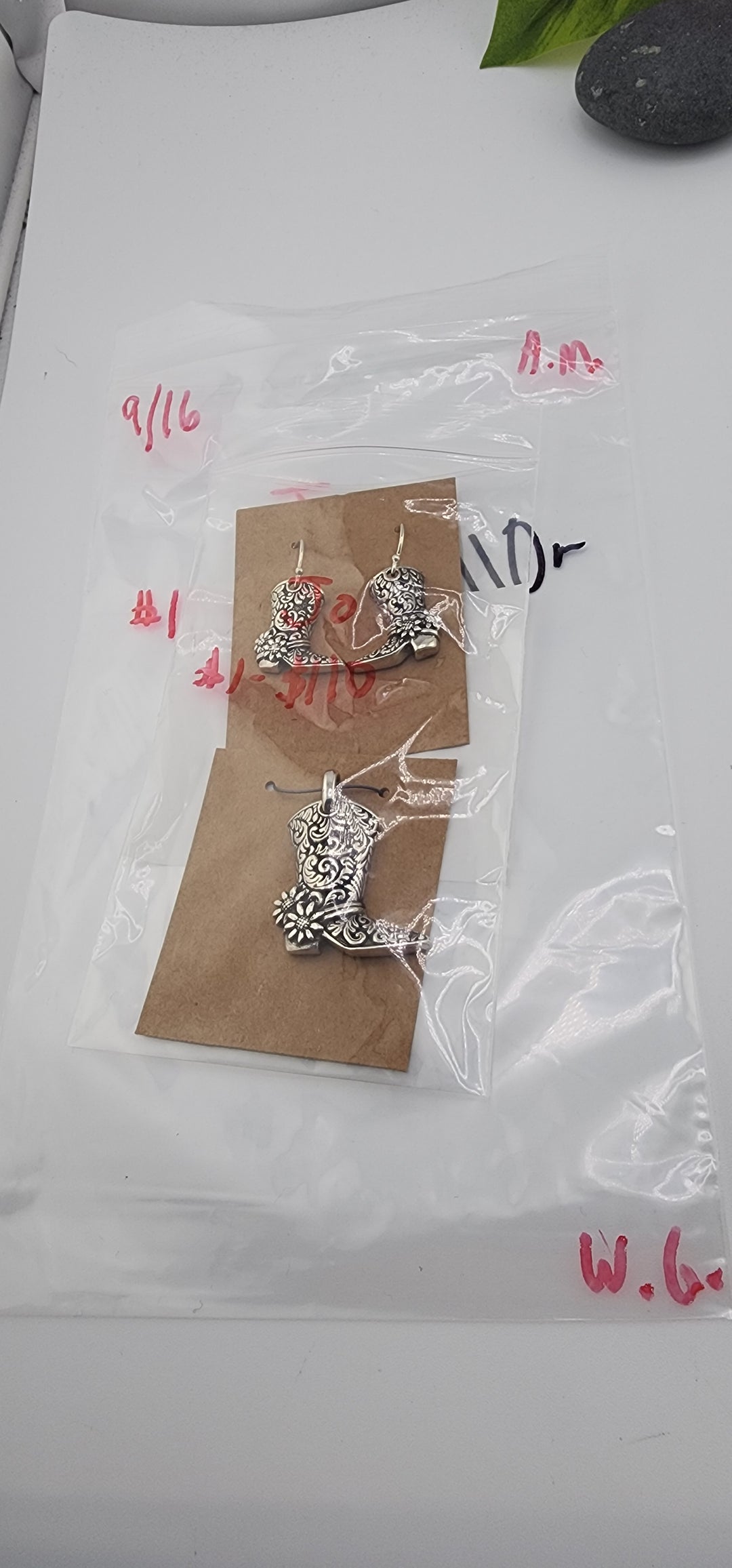 AM SHOW 48HR - RESERVED FOR: Jo - 9/16/2025 FL tiktok Live Show - 1 Sterling Silver Items