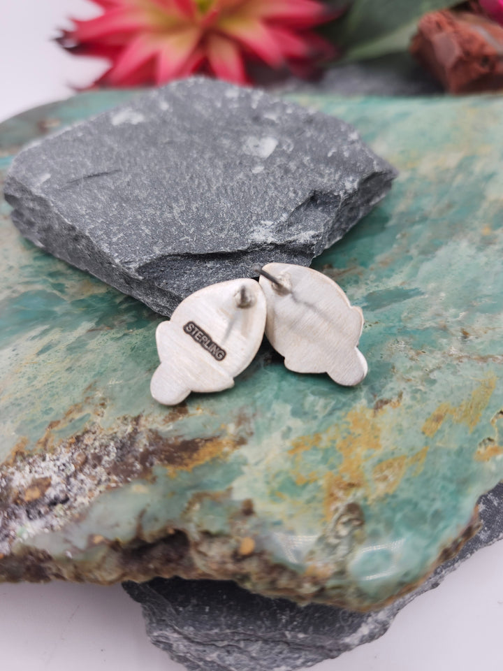 Southwest 925 Sterling Silver Queen Conch Stud Earrings