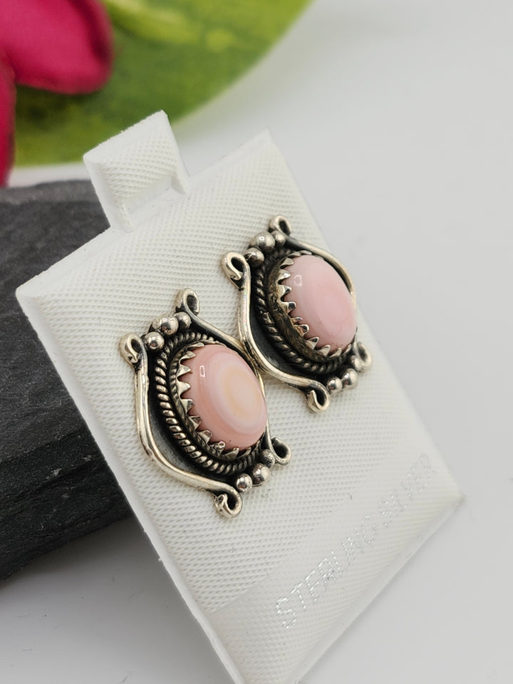 Queen Conch Stud 925 Sterling Silver Earrings