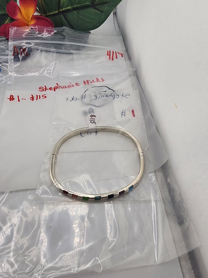 Stephanie Hicks - 4/17/26 - 1 925 Sterling Silver Items