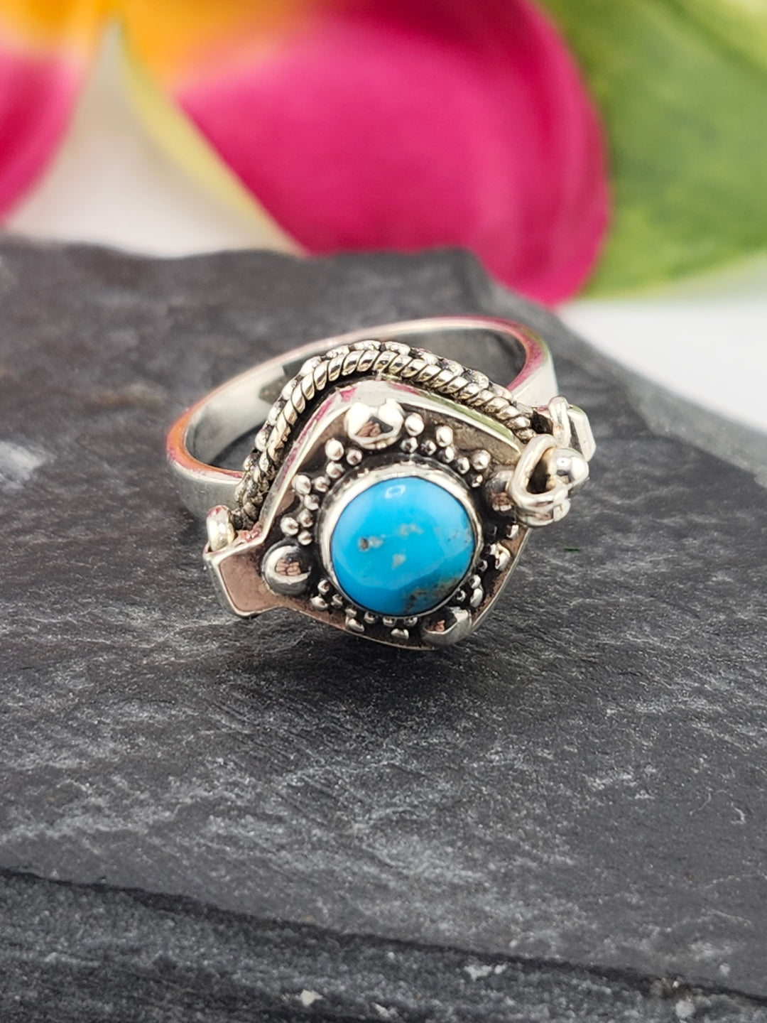 Kingman Turquoise and 925 Sterling Silver Locket Ring - Size 6