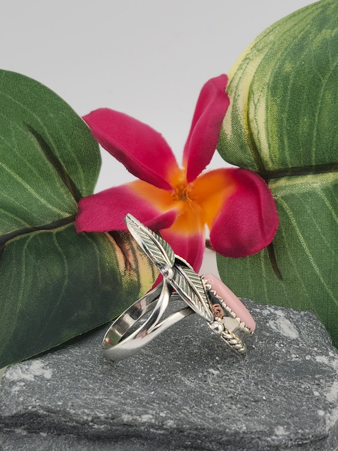 Queen Conch Feather Ring Size 9.5