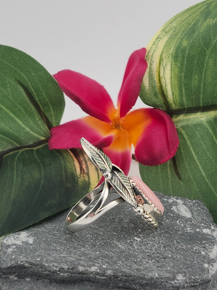 Queen Conch Feather Ring Size 9.5