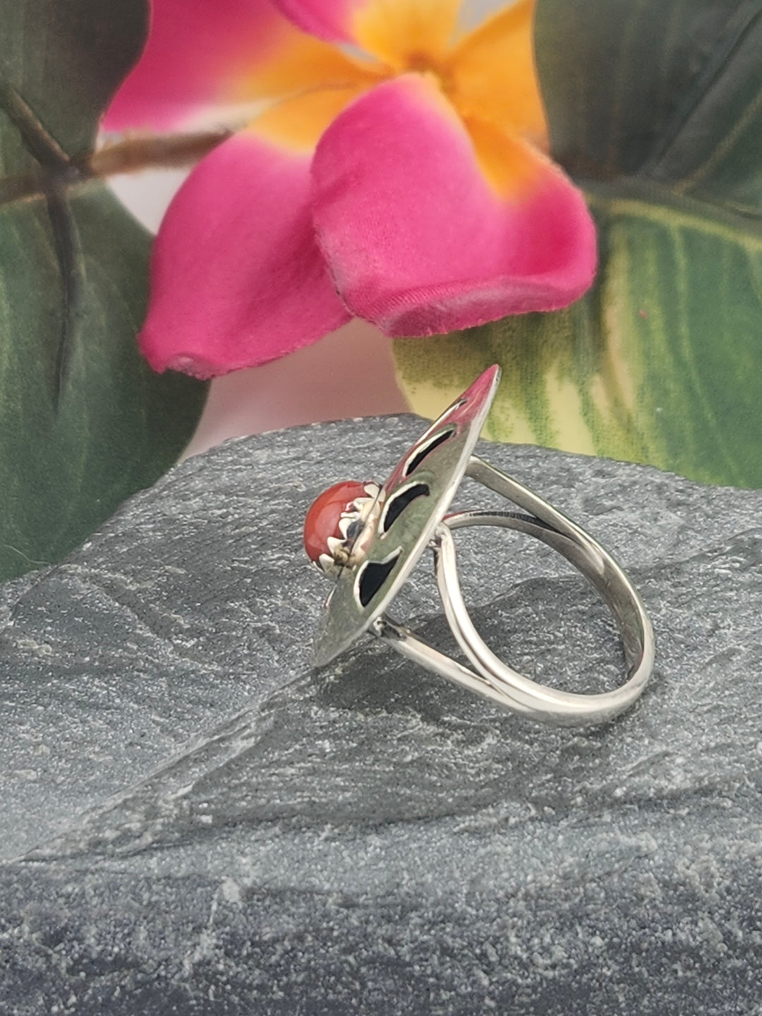 Italian Red Coral Bear Paw Print & 925 Sterling Silver Ring Size 9