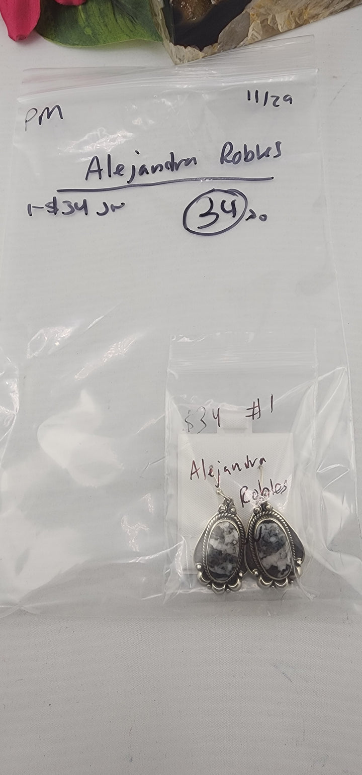JVR- PM SHOW 48HR - RESERVED FOR:  Alejandra Robles- 11/29/2025 tiktok Live Show -1  Sterling Silver Items