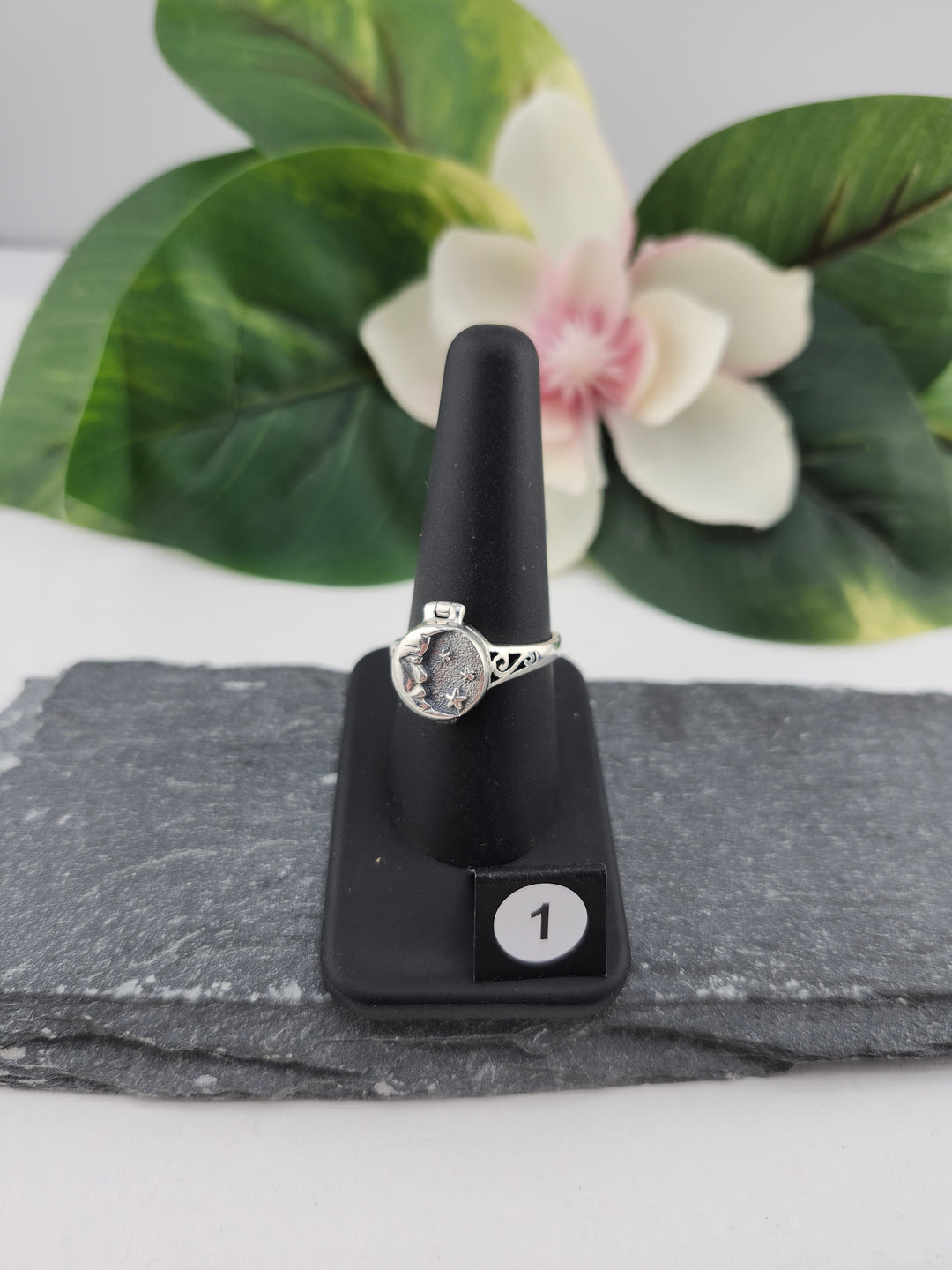 RESERVED FOR:  Carmen -12/20/2024 - 1 Sterling Silver Items