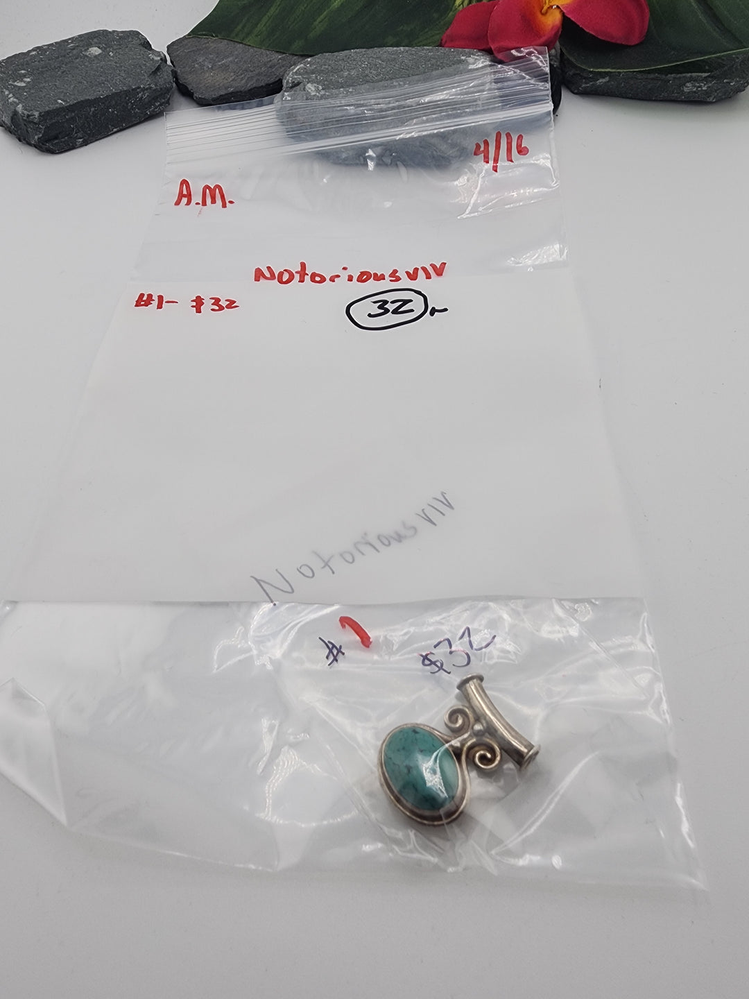 Notoriousviv - 4/16/26 -1 925 Sterling Silver Items