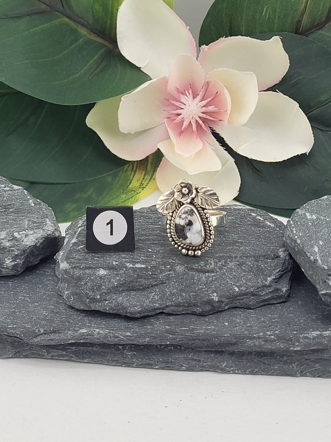RESERVED FOR: Lisa_C1963 -1/1/2025 - 1 Sterling Silver Items