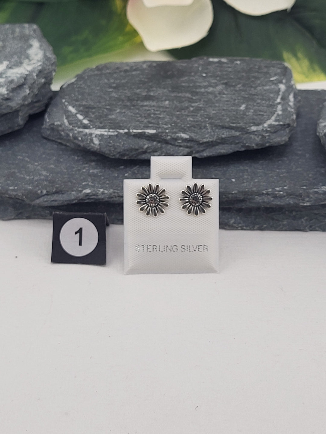 RESERVED FOR: Amanda & the Pups -12/26/2024 - 1 Sterling Silver Items