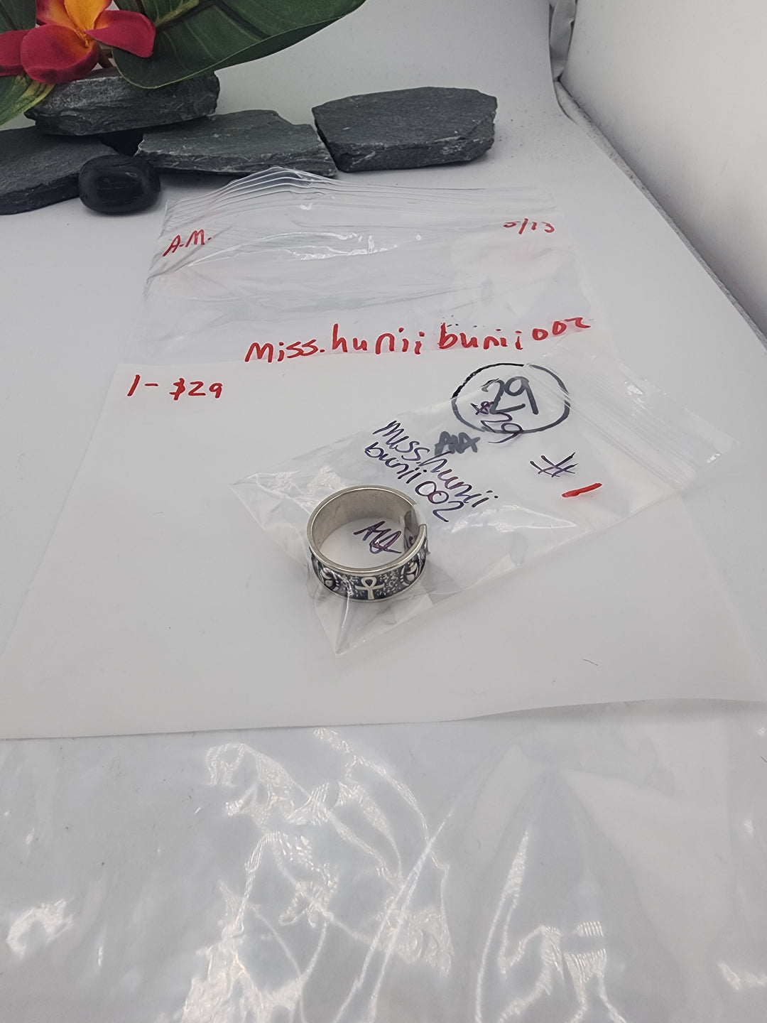 miss.huniibunii002 - 5/13/26 - 1 925 Sterling Silver Items