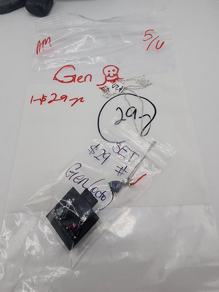 Gen 🐙 - 5/6/26 - 1 925 Sterling Silver Items