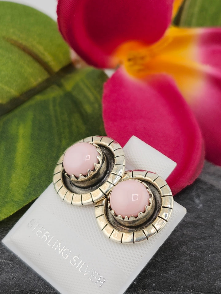 Queen Conch Stud 925 Sterling Silver Earrings