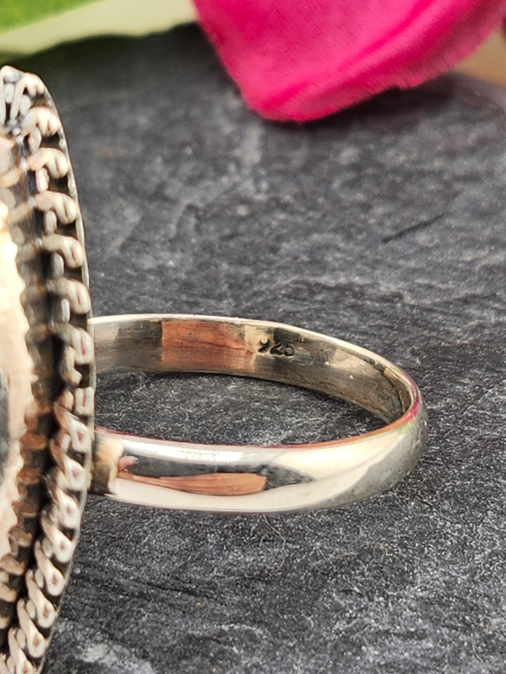 Stingray Coral Ring Size 8