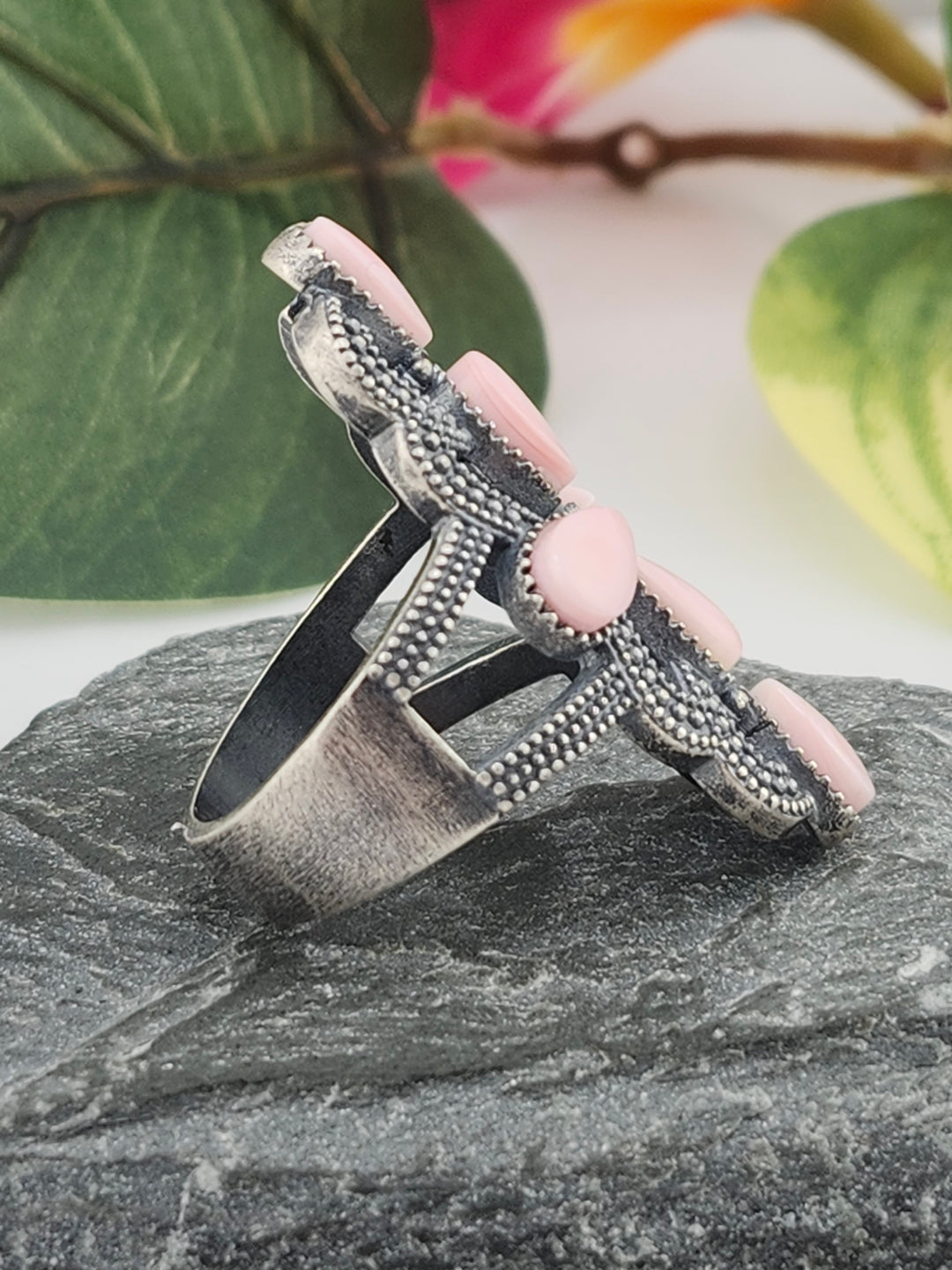 Queen Conch Shell and 925 Sterling Silver Ring - Size 10